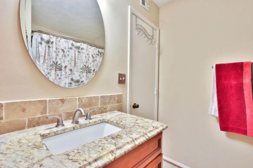 1602 Cumberland Ct, Smyrna GA  30080-8659 exterior