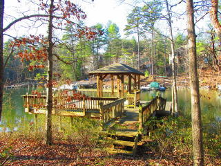 1570 Southpointe Dr, Morganton, NC 28655-6141