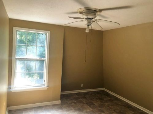 2711 Valleydale Dr, Conyers GA  30012-2716 exterior