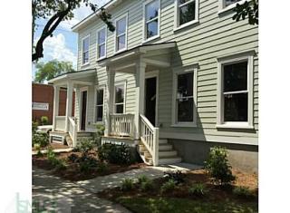 502 Henry St, Savannah, GA 31401-6927