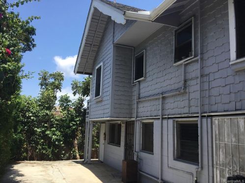 808 Makaleka Ave, Honolulu HI  96816-6033 exterior