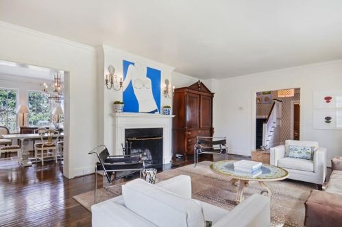 525 Mnr Rdg Dr, Atlanta GA  30305-3512 exterior