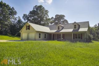 1617 Holly Brook Rd, Lithonia, GA 30078-2221