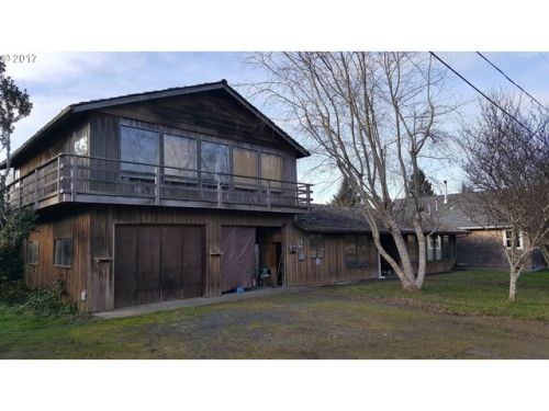 92262 Front Rd, Tongue Point, OR 97103-6618