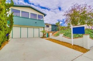 2729 Thunder Dr, Oceanside, CA 92056-3312