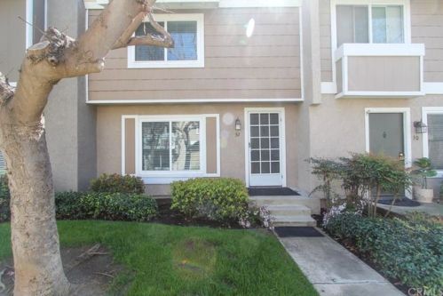 32 Hollowglen, Irvine CA 92604-3759 exterior