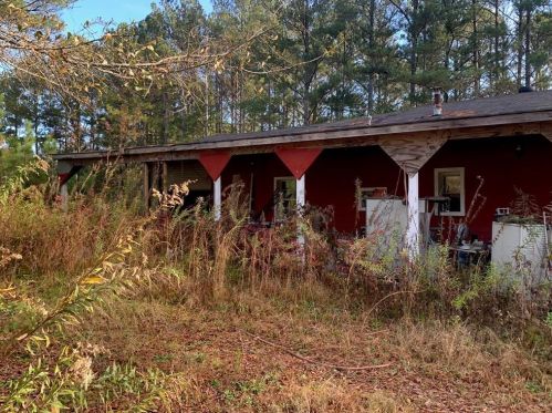362 Gray Rd, Carrollton, GA 30116-4822