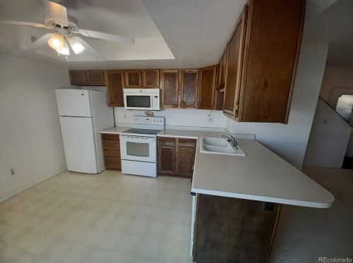 13494 Asbury Dr, Aurora CO 80014-4307 exterior