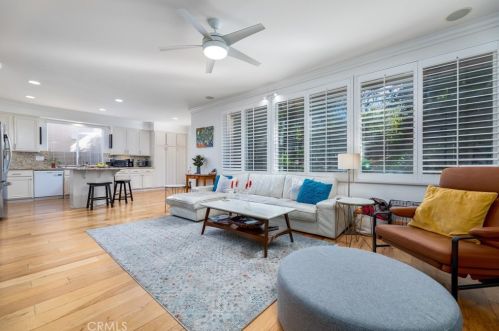 58 Montrose, Irvine CA  92620-1995 exterior