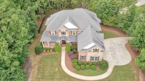 10 Clover Leaf Ct, Newnan, GA 30265-4167