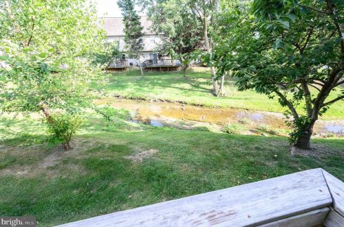 129 Orchard Ln, Hanover PA  17331-5016 exterior