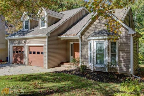 991 Mill Bnd, Kennesaw, GA 30152-5407