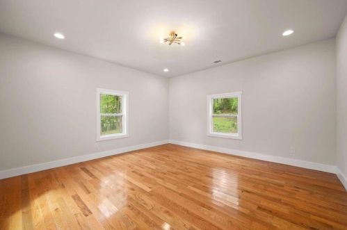 790 Knox Dr, Atlanta GA  30315-6810 exterior