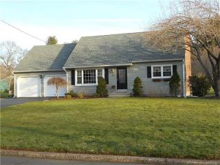 103 Seiter Hill Rd, Wallingford, CT 06492-3257