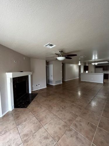 380 Jim Miller Dr, Uhland TX  78640-5351 exterior