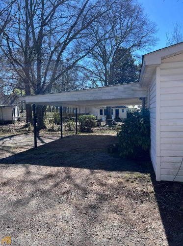 511 Pate Dr, Villa Rica, GA 30180-1122