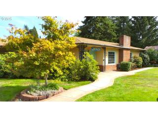 337 Hazel St, Roseburg, OR 97471-2209