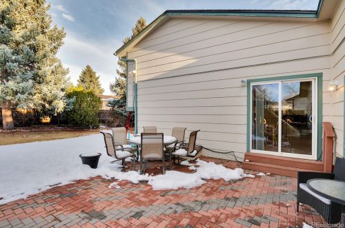 18149 Asbury Dr, Aurora CO 80227-2306 exterior