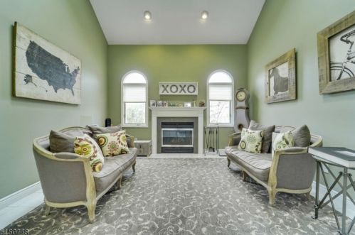 71 Davey Dr, Town Center, NJ 07052-2155