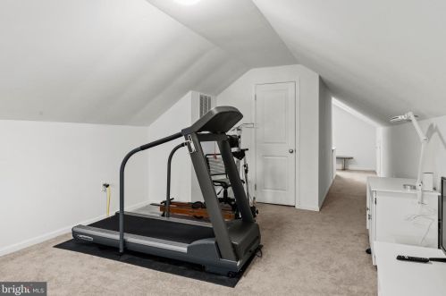 658 Greenman Rd, Haddonfield NJ 08033-2720 exterior