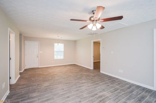 610 Dove Cv, Social Circle GA  30025-3078 exterior