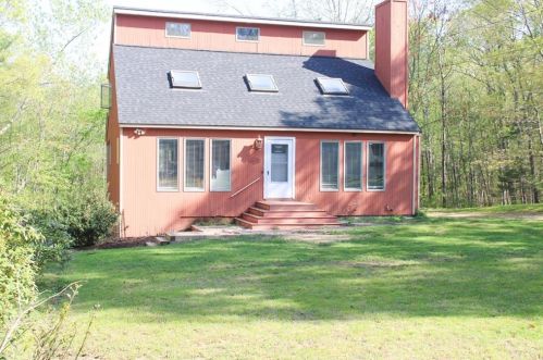891 Carrs Trl, Coventry, RI 02827-1835