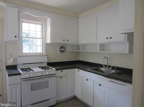 10001 Brunett Ave, Silver Spring MD  20901-2205 exterior