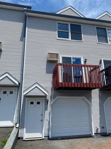 472 Main St, New Britain, CT 06051-1810