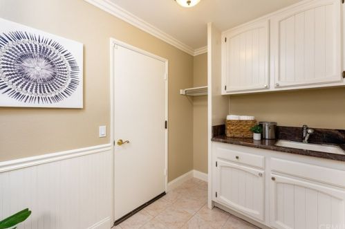 611 Frontier Ct, Anaheim CA  92807-4731 exterior
