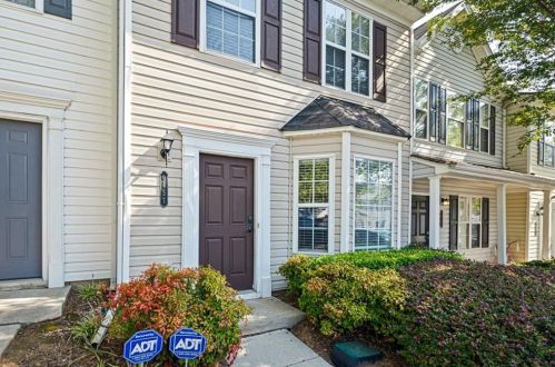 6457 Arbor Gate Dr, Mableton, GA 30126-4464