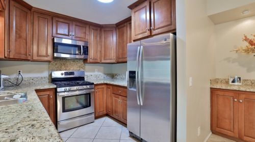 1615 Carmel Cir, Upland CA  91784-1726 exterior