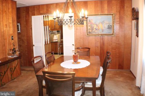 32 Elsin Ln, Willingboro, NJ 08046-2254