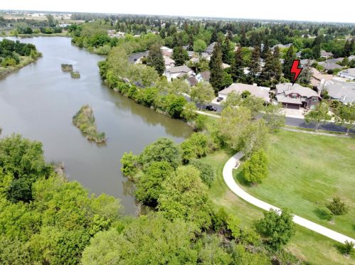 9181 Camden Lake Way, Elk Grove, CA 95624-3013
