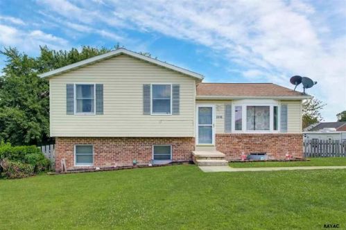 3116 Grandview Rd, Hanover, PA 17331-9341