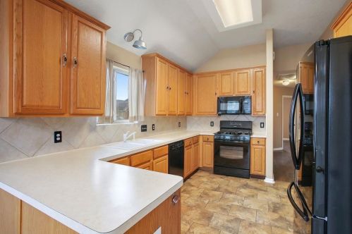 3802 Oakwilde Cir, Morgans Point TX  77571-4495 exterior