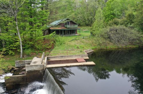 101 Hopper Rd, Milton, NH 03852-4401