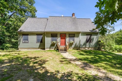 285 Powder Mill Rd, Alton, NH 03809-4936