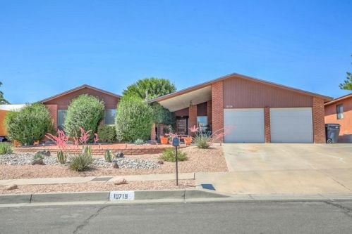 10719 Kielich Ave, Albuquerque, NM 87111-1824