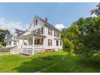 91 Grove St, Dover NH  03820-3004 exterior