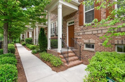 3261 Ferncliff Ln, Atlanta GA  30324-2569 exterior