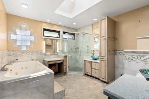 7777 Kalohelani Pl, Honolulu HI 96825-2829 exterior