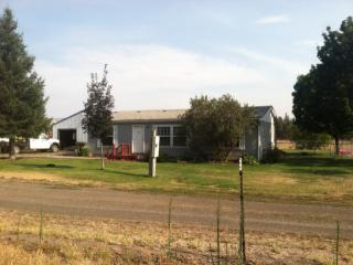 65824 Hemlock St, Elgin, OR 97827-8307