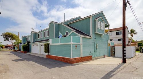 1970 Plaza Del Amo, Torrance, CA 90501-4410