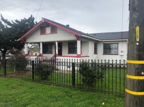 1424 Hazelton Ave, Stockton, CA 95203-3217
