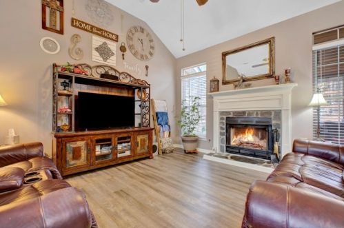 410 Creek Bottom Ct, Holly Springs, GA 30115-4175