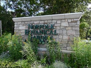 2447 Tullibee Dr, Norfolk, VA 23518-4544