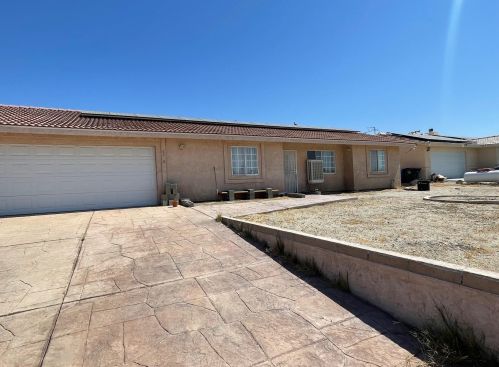 67620 Roundup Dr, Desert Hot Springs, CA 92241-7320