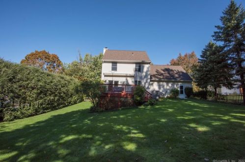 16 Mallard Dr, Glastonbury, CT 06033-3103