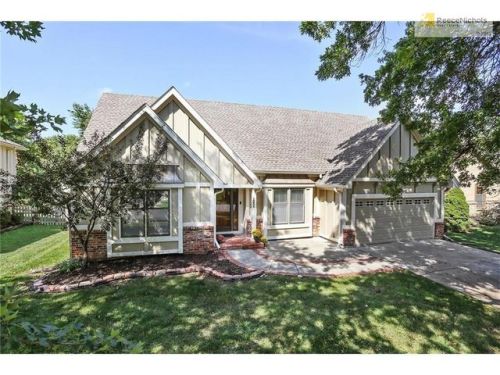 1238 Butterfield Pl, Olathe, KS 66062-2252