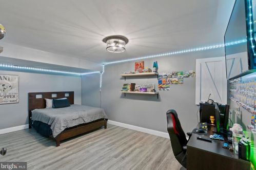 402 Chickamauga Dr, Harpers Ferry WV  25425 exterior